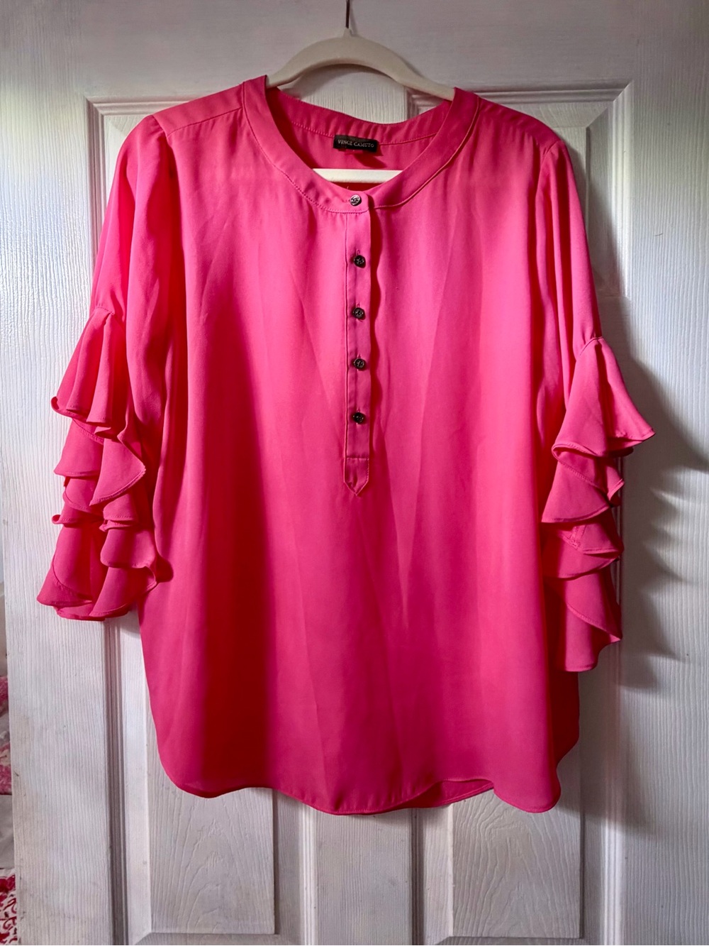 Vince Camuto Hot Pink Ruffle Sleeve Blouse Large
